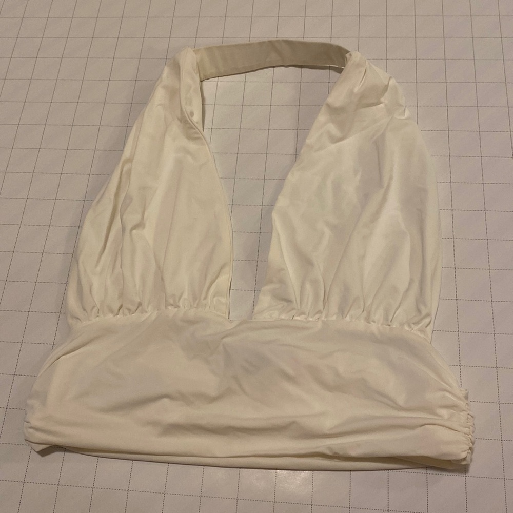 White, backless crop top